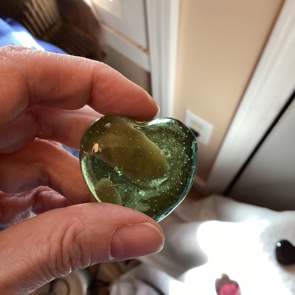 22 Hearts- Crystal Glass Chakra Jewelry Arts and Crafts - Picture 8 of 11